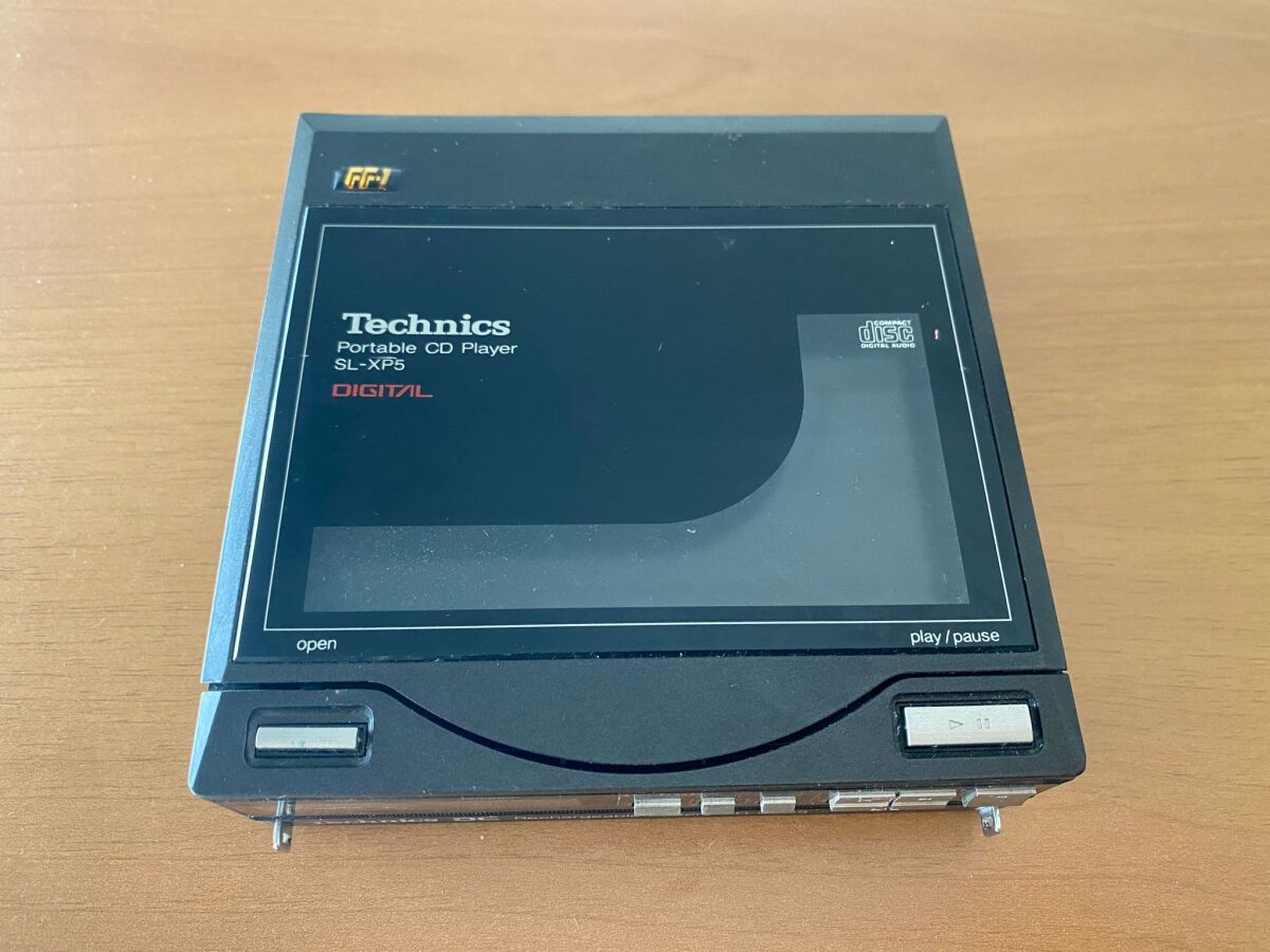 Technics SL-XP5 portable CD player with… - € 450,00 - Vendora.cy