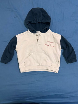 Baby hoodie 9-12 months like new, for boy