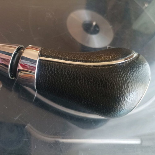 Gear shift knob used with Start/Stop switch, black