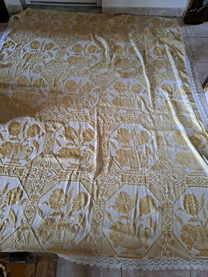 Quilt used, ask for dimensions