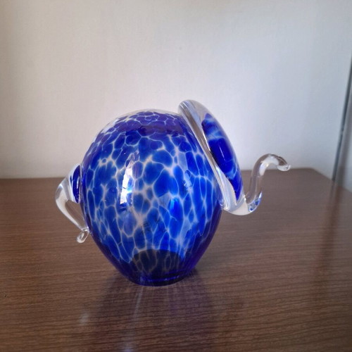 Crystal Art Glass elephant like new, size 16x12, dark purple