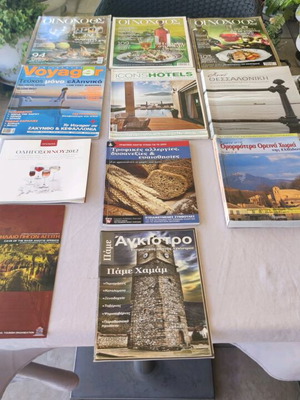 Travel books new, pack of 10