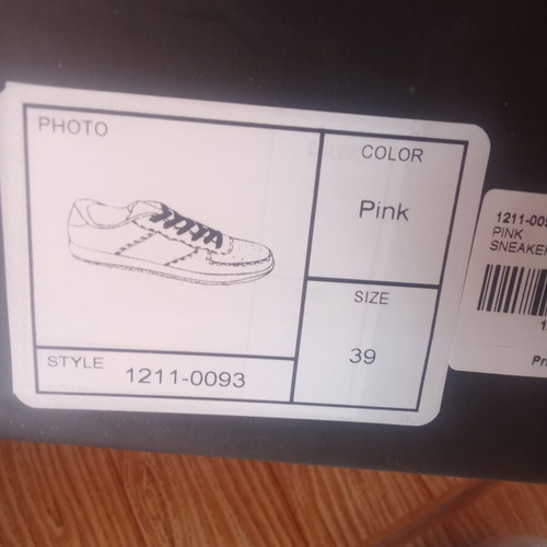 Sneakers Axel white like new, size 38