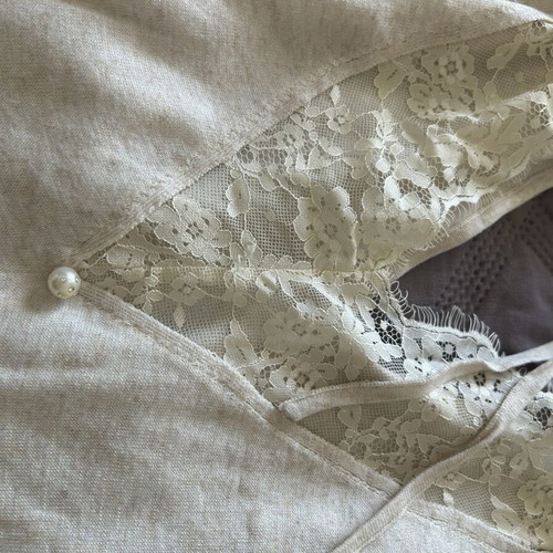 Women's blouse with lace and deep neckline like new, beige, size L