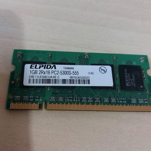 Elpida 1 GB PC2-5300S-555 DDR2 SDRAM laptop memory used