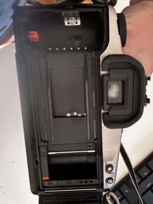 Canon EOS 3000N 35mm SLR φωτογραφική μηχανή με φακό 28-80mm σαν καινούργιο