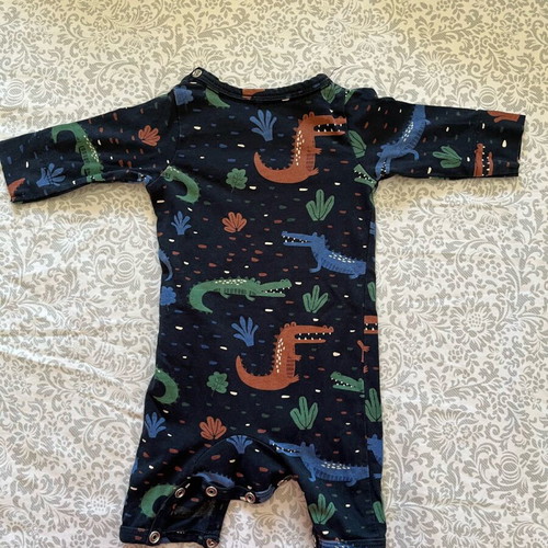 Name it baby romper 0-1 M like new