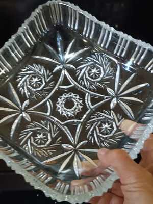 Half-crystal fondue dish like new with unique design