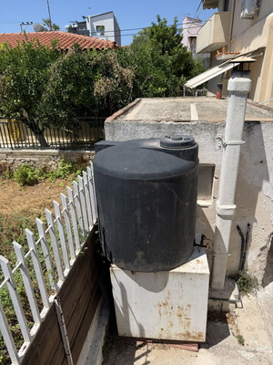 Oil tank 1000 L like new