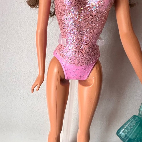 Barbie pink body & turquoise skirt doll 2002, like new