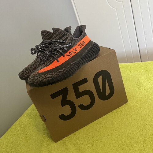 Adidas Yeezy Boost 350 V2 Carbon Beluga new, size 41.5