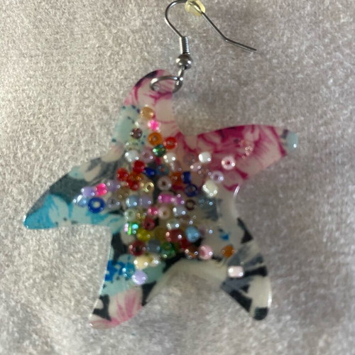 Handmade starfish earrings like new, multicolored
