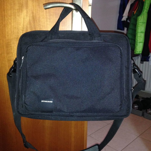 Tugano-Bodyglove laptop bags like new, 17'-15.4'-13''