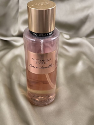 Victoria's Secret Bare Vanilla fragrance mist used, 100 ml