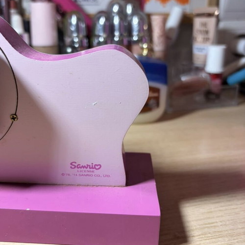 Sanrio Hello Kitty wooden clock used, functional, pink design