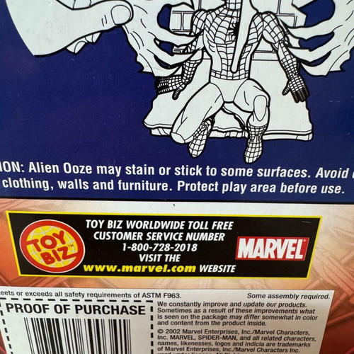 Venom figure Marvel Toy Biz new with Alien Ooze base Spider-Man 2002