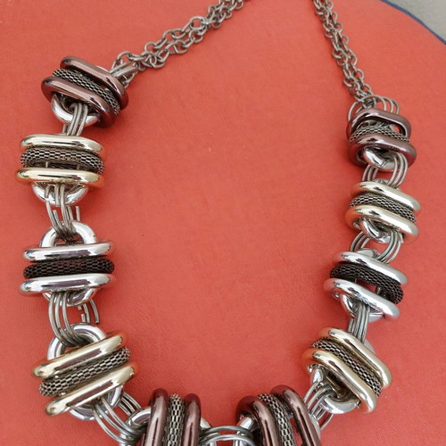 Chunky necklace new