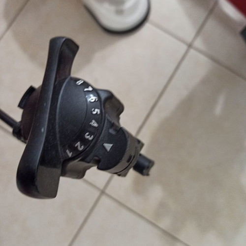 Elite Novo Force Bike Trainer like new, red