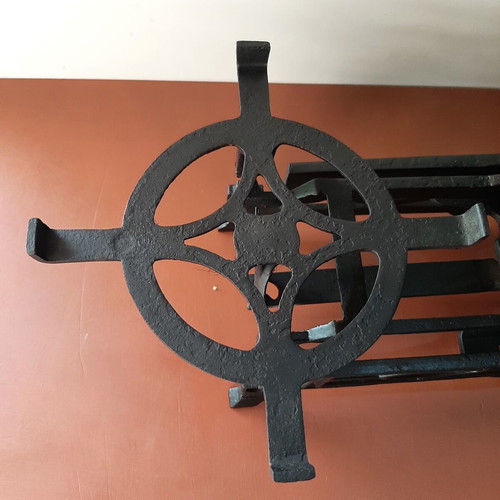 Old JE 5kg mechanical scale like new