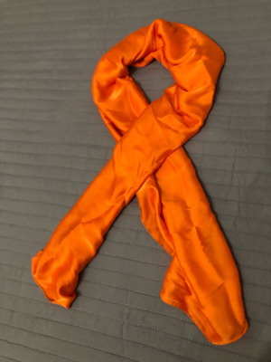 Women's orange scarf like new