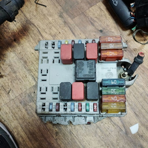 Fuse box for Fiat Doblo 1.9 JTD (2002-2009) used
