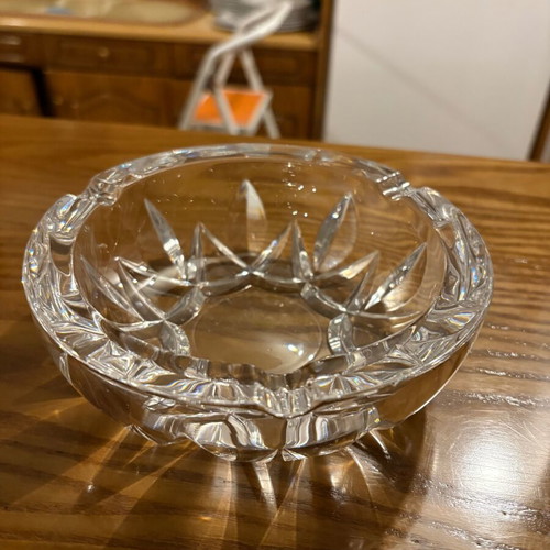 Crystal ashtray set of 2 like new