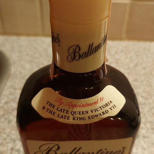 Collectible Ballantine's Finest Scotch Whisky sealed, 700 ml, 40% vol