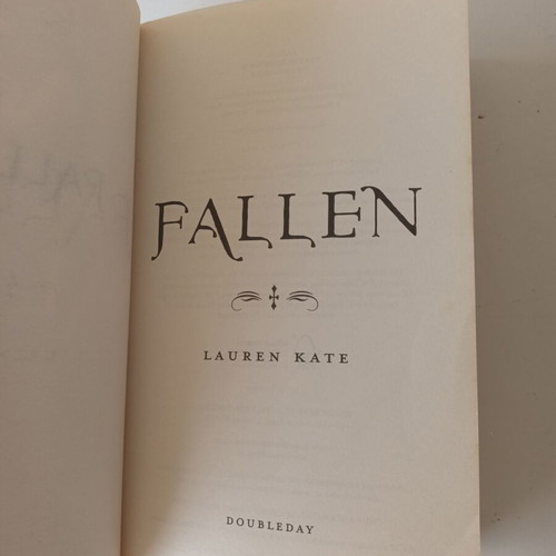Fallen book by Lauren Kate