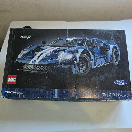 Lego Technic 2022 Ford GT 42154 new, 1466 pieces