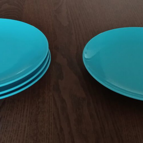 IKEA ceramic plates set of 4 turquoise like new