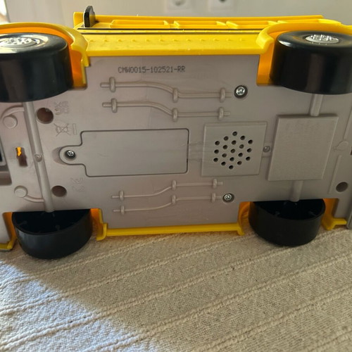 Cocomelon school bus with sounds and figure like new