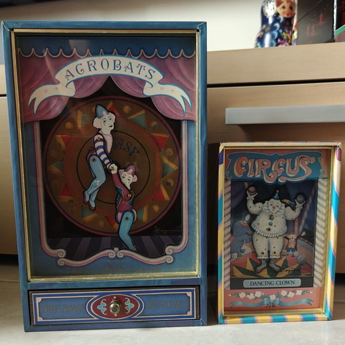 Vintage Sankyo music box set Circus Acrobats & Dancing Clown