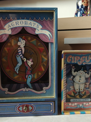 Vintage Sankyo music box set Circus Acrobats & Dancing Clown