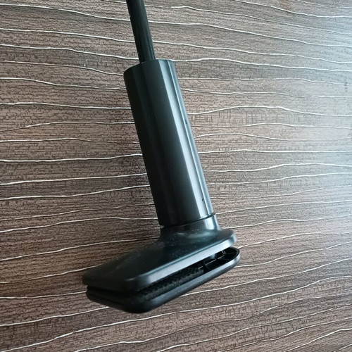 Shein phone holder like new, black for bed use