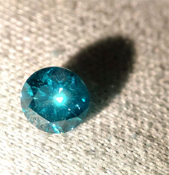  orikto mple diamanti - Mineral Blue Diamond