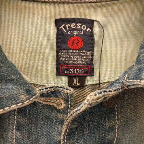 Jean cropped denim jacket Tresor like new, size XL