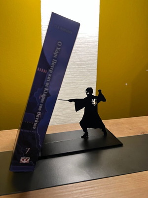 Harry Potter Bookstand with Wand new