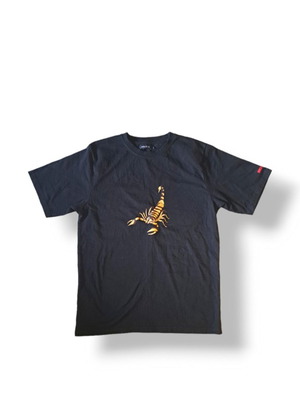 Μπλούζα Non-sens με κέντημα σκορπιός XL μεταχειρισμένη