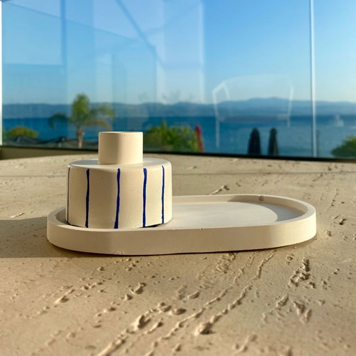 Ceramic decorative set