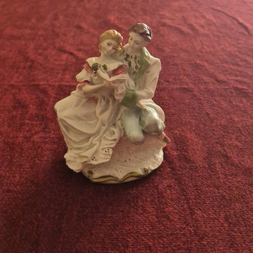 Vintage porcelain collectible decoration like new