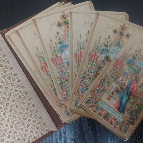 Old lithographs used from 1900 with Christ's stations in a booklet
