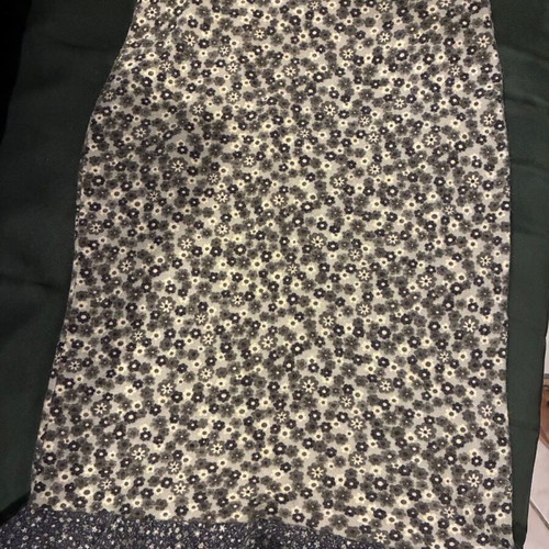 Zara Basic Skirt Medium Used, Gray