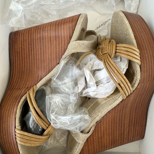 BCBG Max Azria wooden platform sandals with rope laces size 38 like new