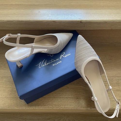Slingback nude pumps new with cushioned sole, 6cm heel