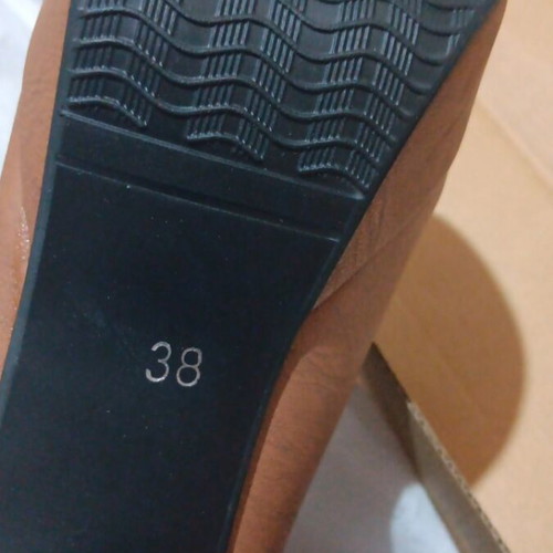 Brown ankle boots size 38