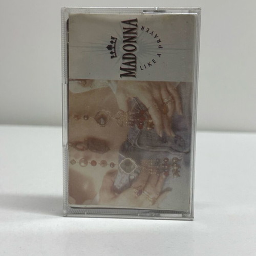 Madonna Like a Prayer cassette like new, pop