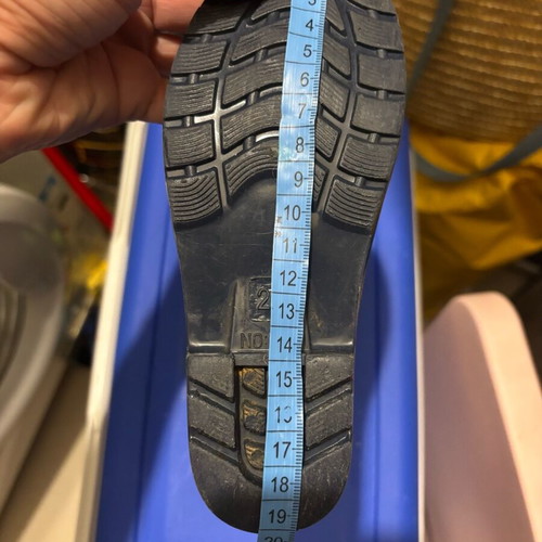 Children's galotses size 29 like new, blue with fish pattern