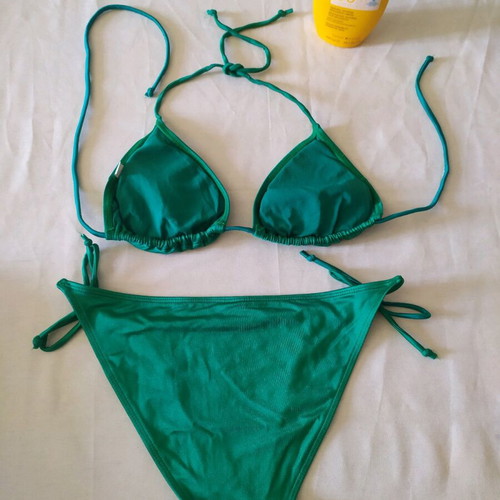 Women's bikini size S like new, emerald with bust padding