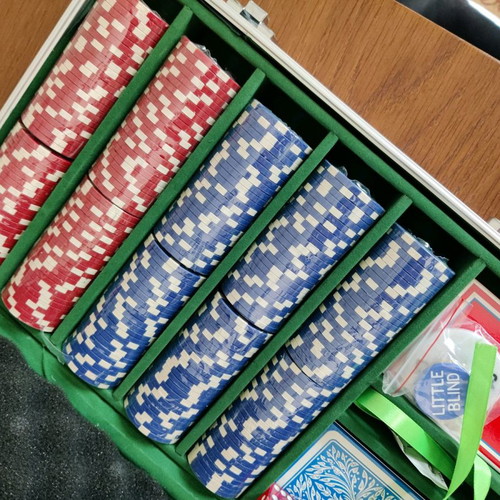 Modiano Poker Set 500 Chips 11.5gr in Metal Case with 2 Decks and Dice new
