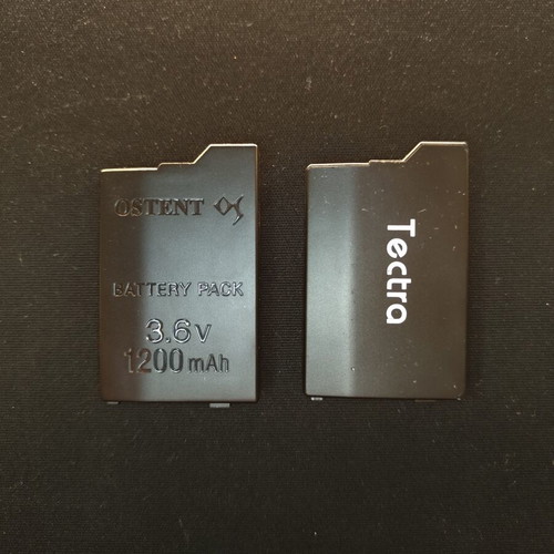 PlayStation Portable 2000 прозрачен зелен ремонтиран с 64GB microSD и игри